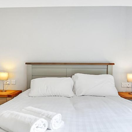 דאונינגס Bayview Luxury 2 Bedroom Apartment Ground Floor מראה חיצוני תמונה