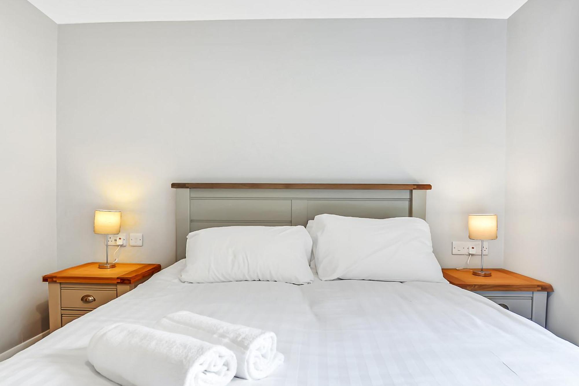 דאונינגס Bayview Luxury 2 Bedroom Apartment Ground Floor מראה חיצוני תמונה